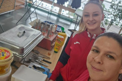 IMG-c4d605aa92f09ee8e044fa45fef571fe-V